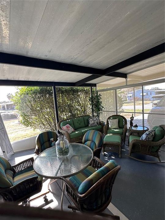 Active With Contract: $174,500 (2 beds, 2 baths, 1256 Square Feet)