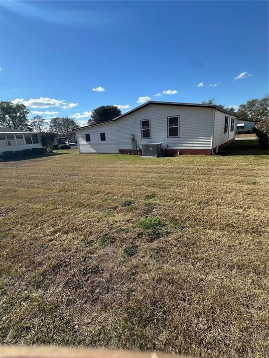 Active With Contract: $174,500 (2 beds, 2 baths, 1256 Square Feet)