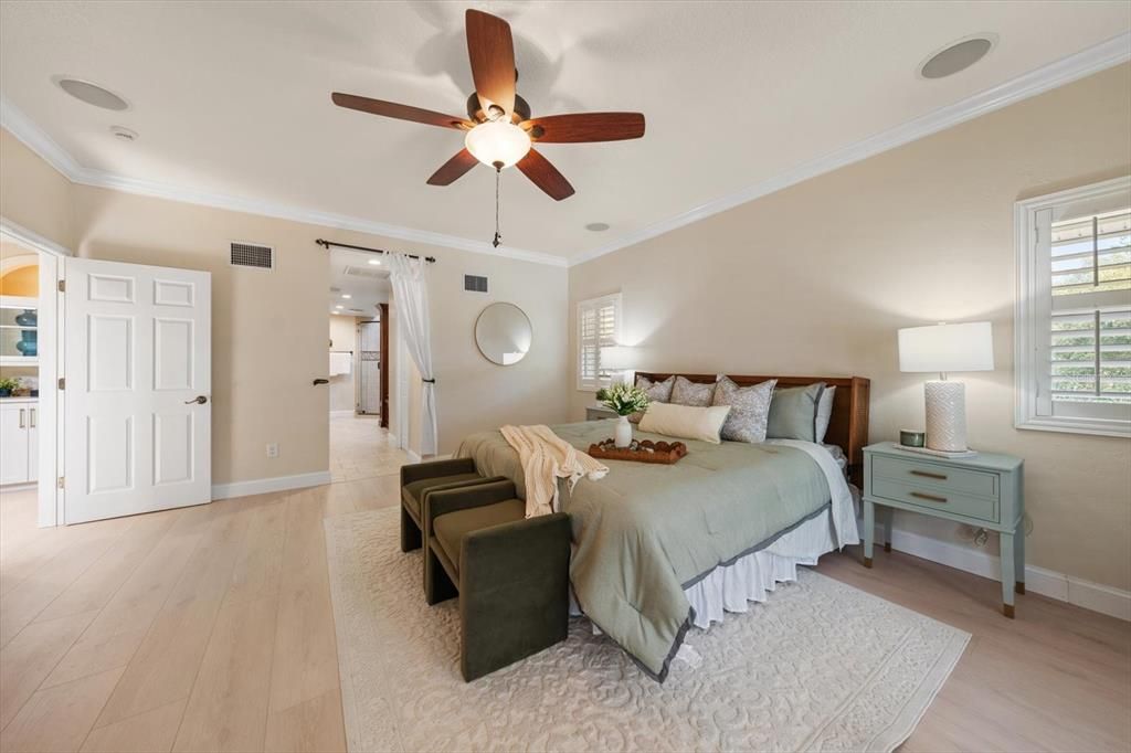 Active With Contract: $1,490,000 (5 beds, 4 baths, 4606 Square Feet)