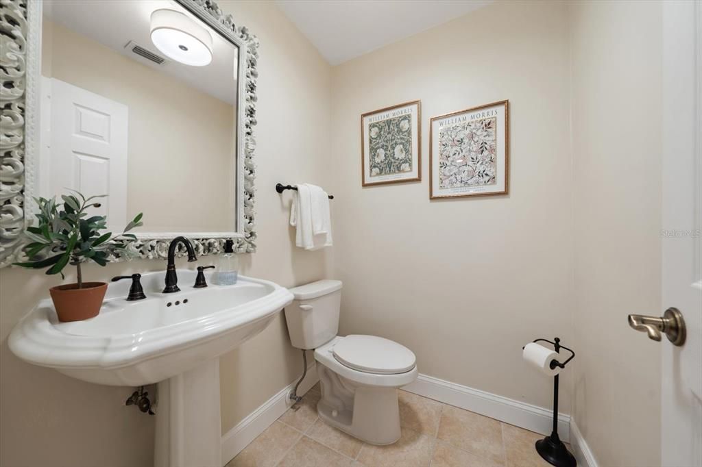 Active With Contract: $1,490,000 (5 beds, 4 baths, 4606 Square Feet)