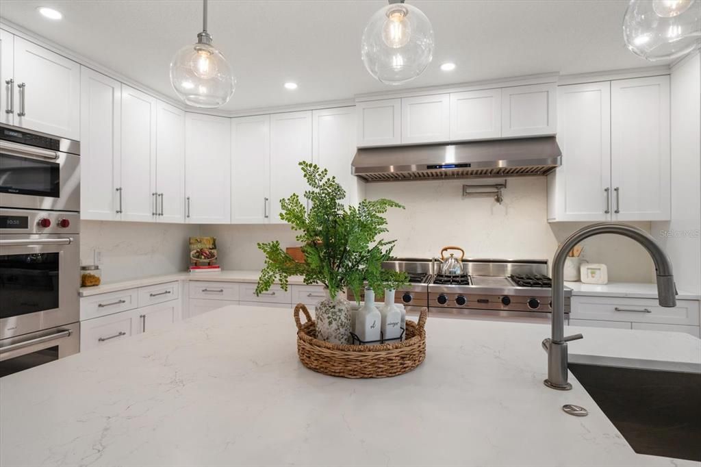Active With Contract: $1,490,000 (5 beds, 4 baths, 4606 Square Feet)