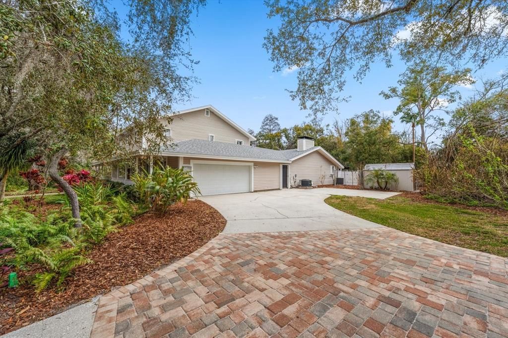 Active With Contract: $1,490,000 (5 beds, 4 baths, 4606 Square Feet)