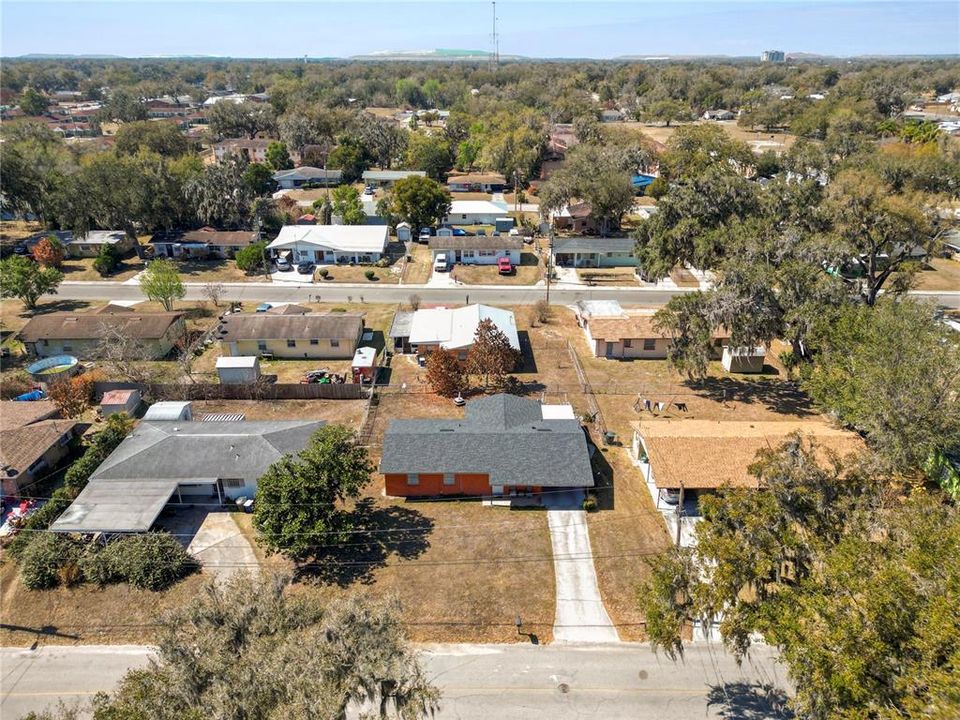 For Sale: $205,000 (3 beds, 2 baths, 1077 Square Feet)