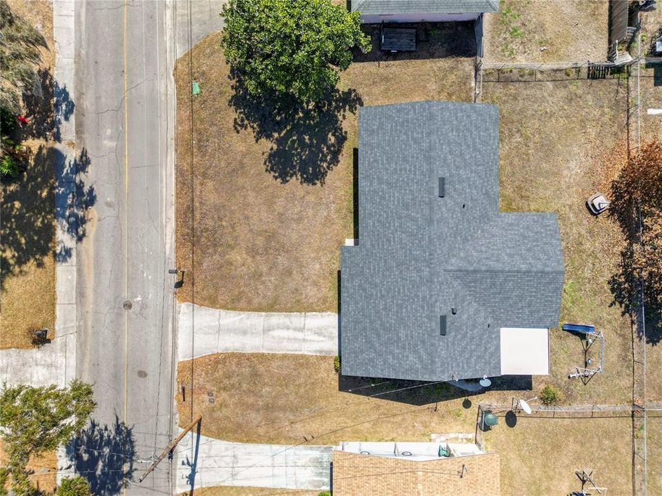 For Sale: $205,000 (3 beds, 2 baths, 1077 Square Feet)