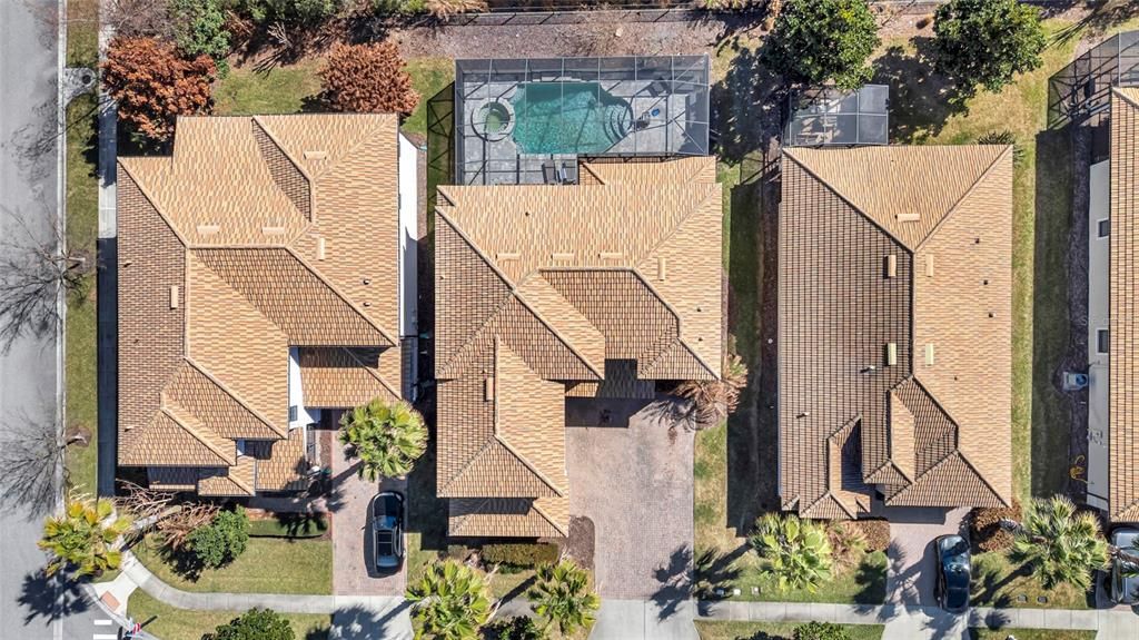 Activo con contrato: $575,000 (5 camas, 3 baños, 3623 Pies cuadrados)