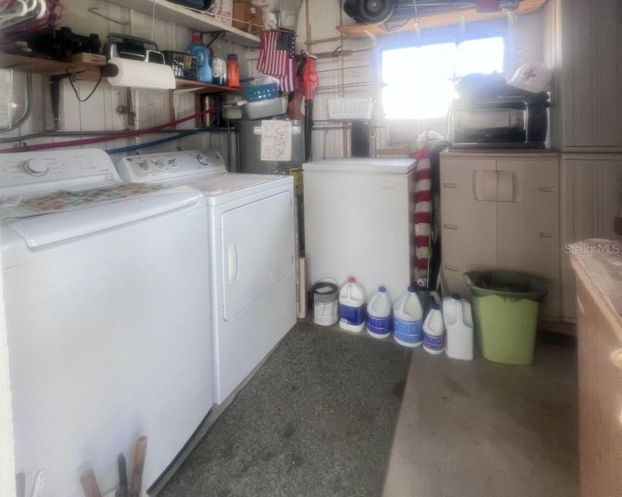 For Sale: $115,000 (2 beds, 2 baths, 1104 Square Feet)