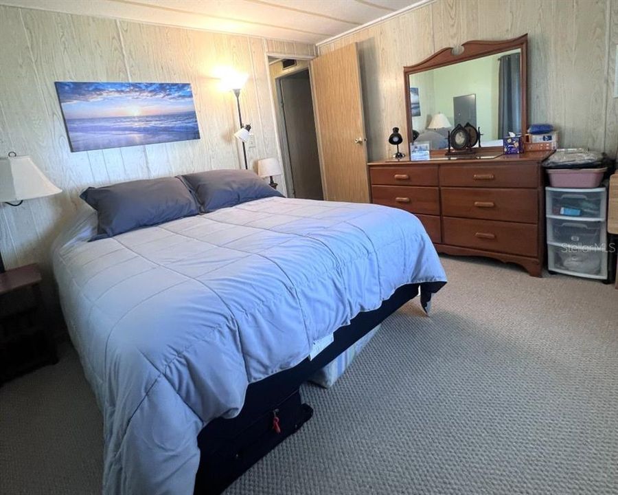 For Sale: $115,000 (2 beds, 2 baths, 1104 Square Feet)