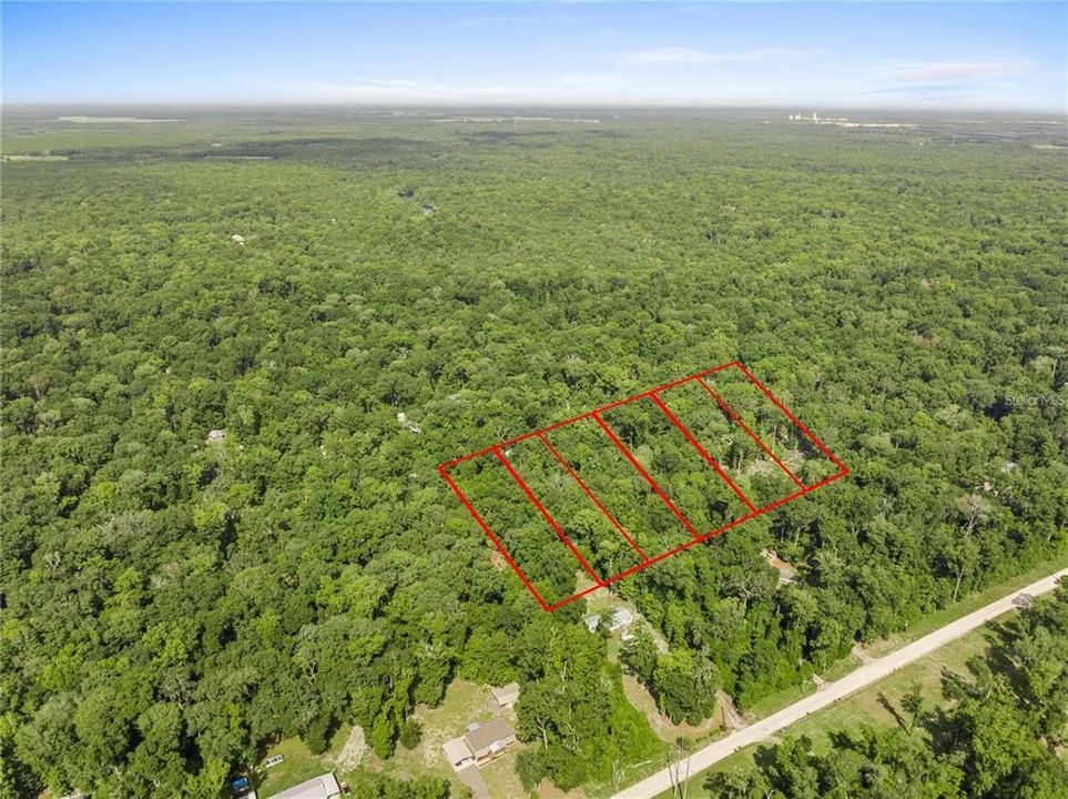 待售: $40,000 (0.91 acres)