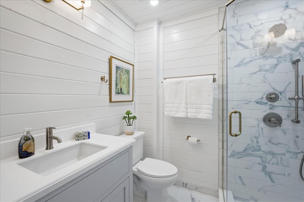 En Venta: $1,049,000 (2 camas, 2 baños, 1048 Pies cuadrados)