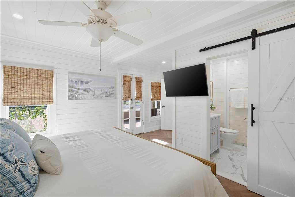En Venta: $1,049,000 (2 camas, 2 baños, 1048 Pies cuadrados)