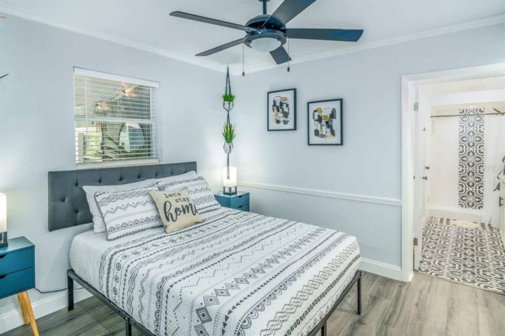 For Sale: $475,000 (5 beds, 3 baths, 2752 Square Feet)