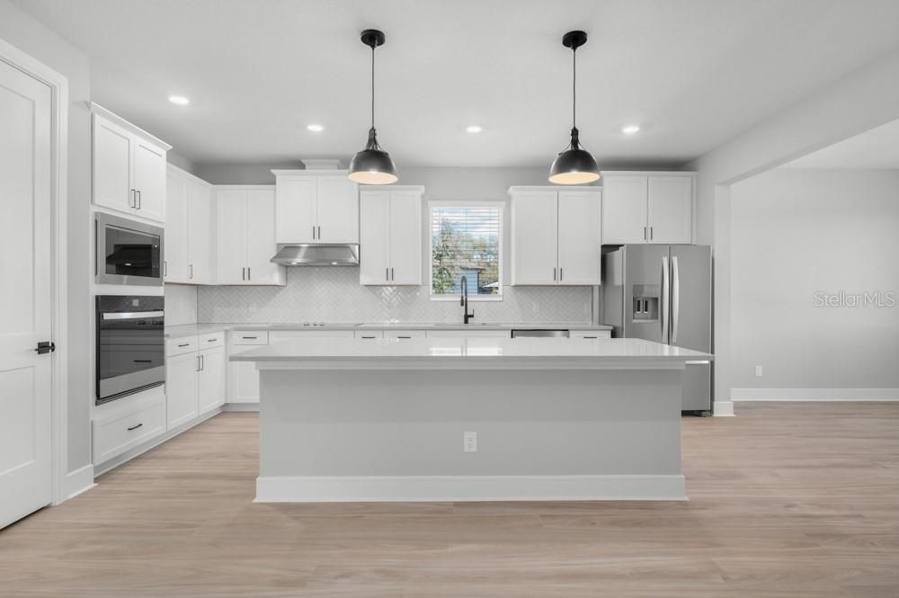 For Sale: $599,900 (4 beds, 2 baths, 2115 Square Feet)