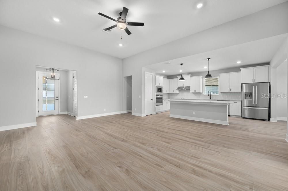 For Sale: $599,900 (4 beds, 2 baths, 2115 Square Feet)