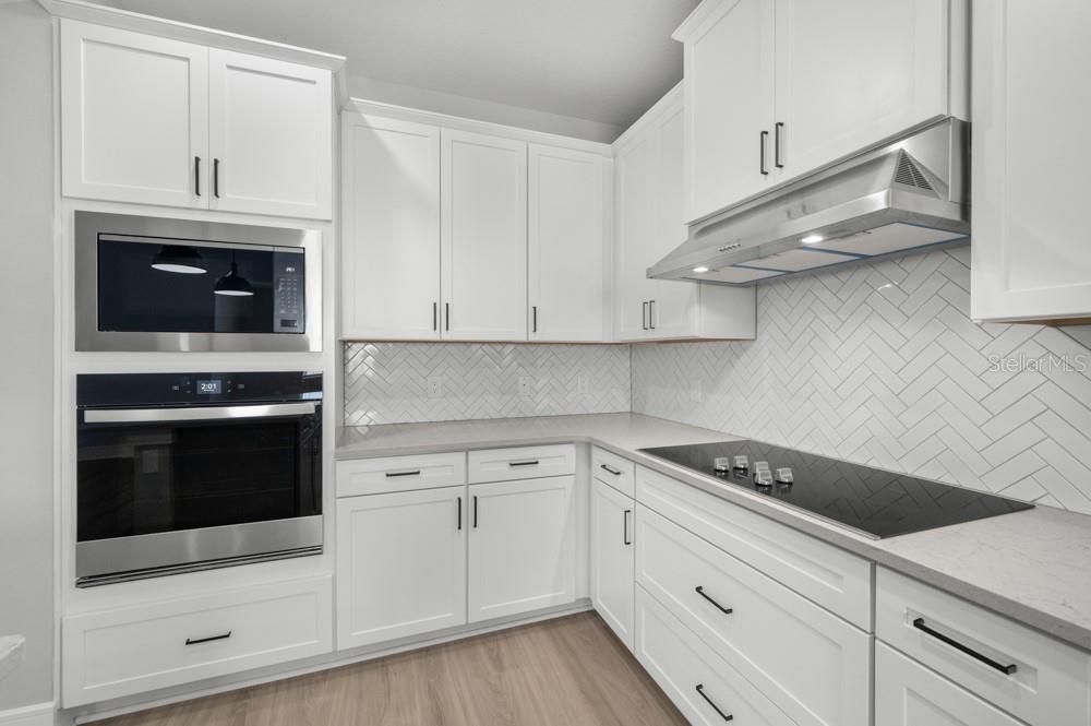 For Sale: $599,900 (4 beds, 2 baths, 2115 Square Feet)