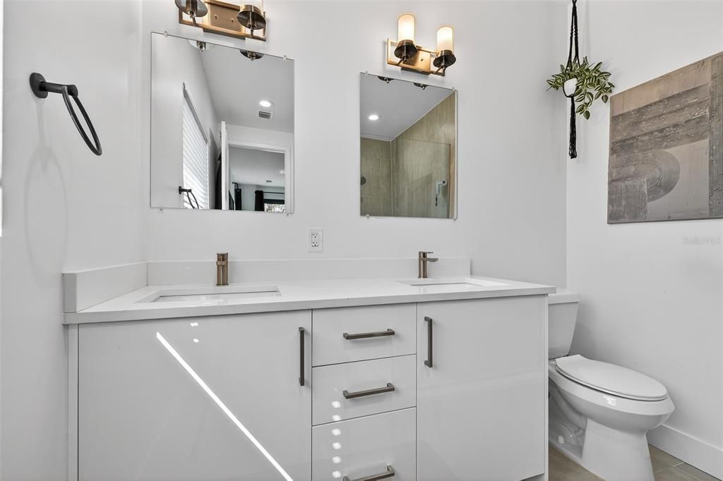 For Rent: $3,500 (3 beds, 2 baths, 1558 Square Feet)