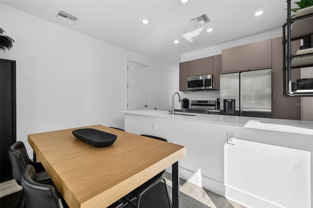 For Rent: $3,500 (3 beds, 2 baths, 1558 Square Feet)