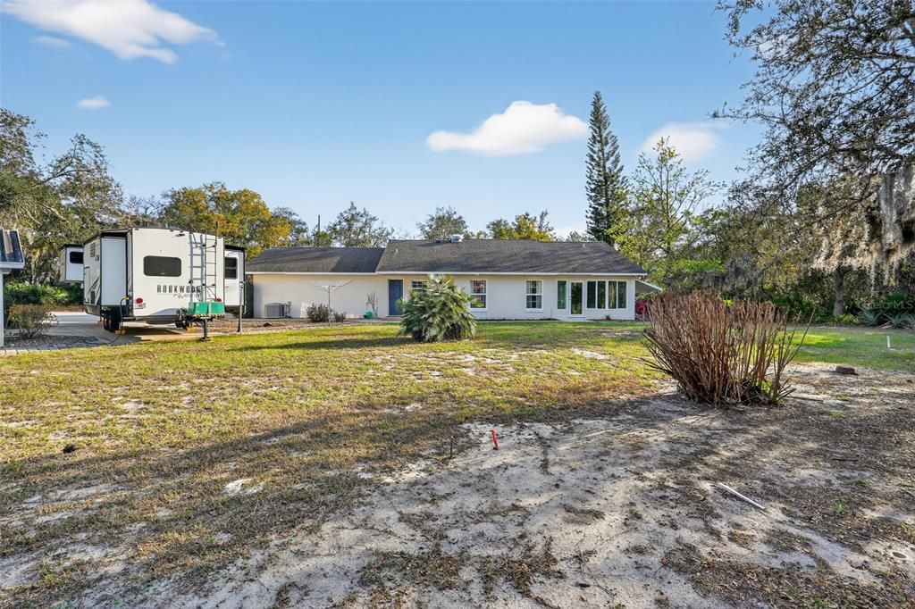 For Sale: $935,000 (3 beds, 2 baths, 1390 Square Feet)