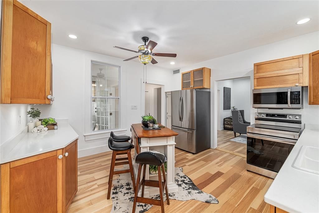 En Venta: $325,000 (3 camas, 2 baños, 1828 Pies cuadrados)