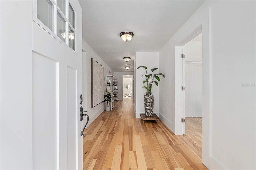 En Venta: $325,000 (3 camas, 2 baños, 1828 Pies cuadrados)