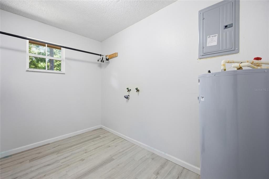 En Venta: $259,000 (3 camas, 2 baños, 1480 Pies cuadrados)
