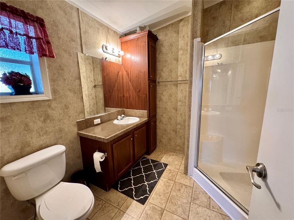Под контрактом: $160,000 (2 спален, 2 ванн, 1232 Квадратных фут)