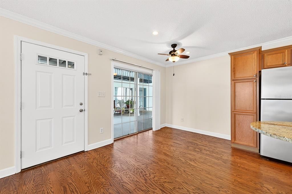 En Venta: $175,000 (2 camas, 2 baños, 870 Pies cuadrados)