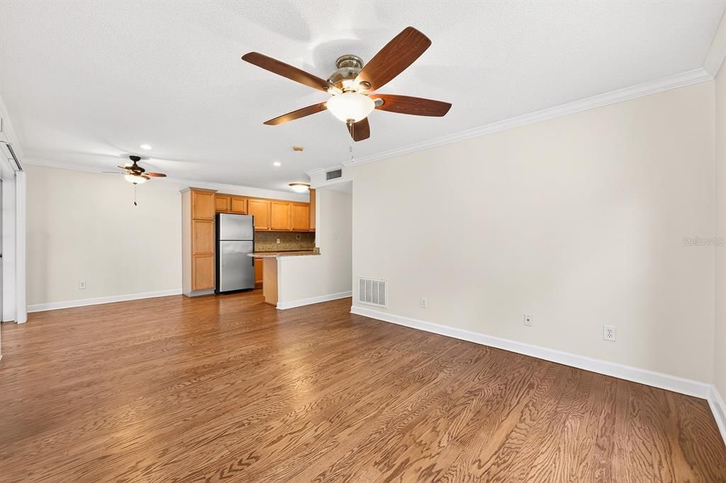 En Venta: $175,000 (2 camas, 2 baños, 870 Pies cuadrados)