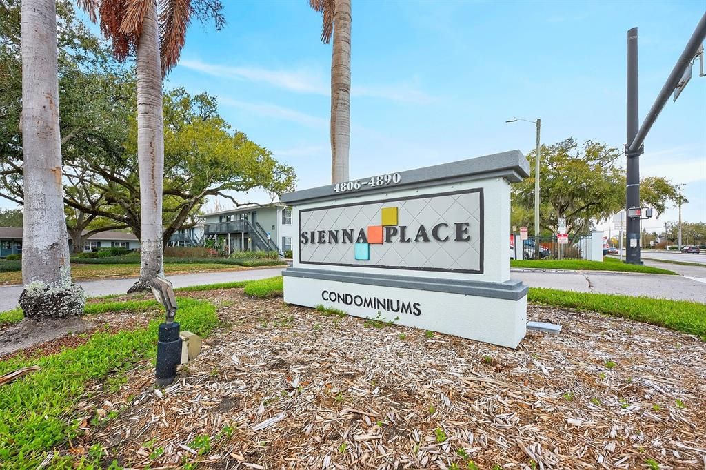 En Venta: $175,000 (2 camas, 2 baños, 870 Pies cuadrados)