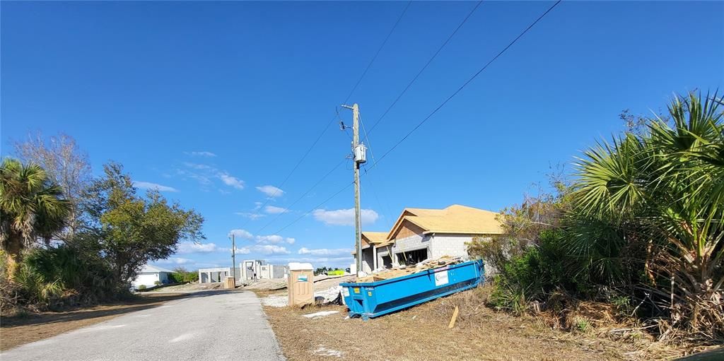 Activo con contrato: $25,000 (0.23 acres)