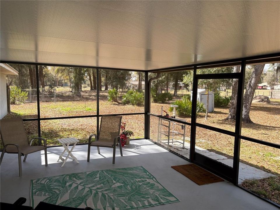 For Sale: $359,900 (3 beds, 2 baths, 1456 Square Feet)