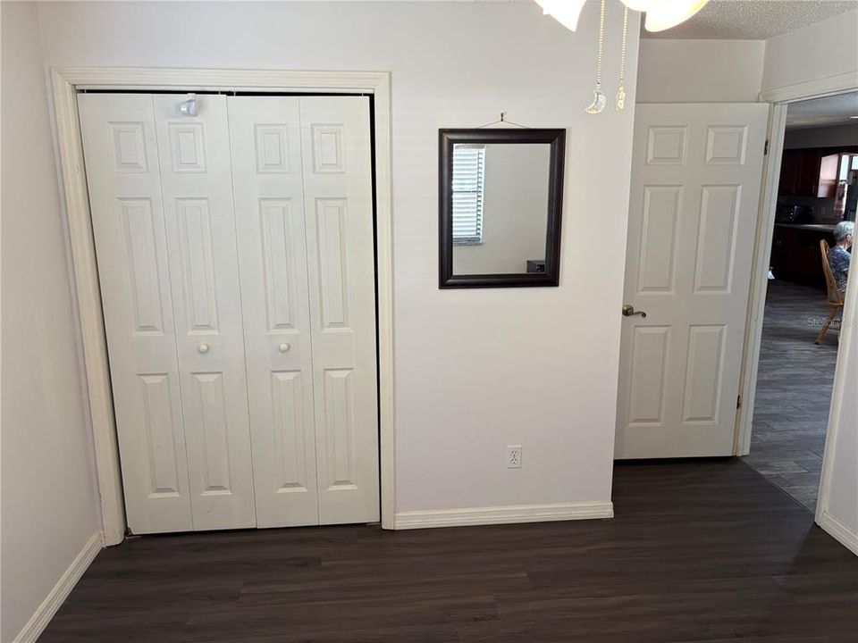For Sale: $359,900 (3 beds, 2 baths, 1456 Square Feet)