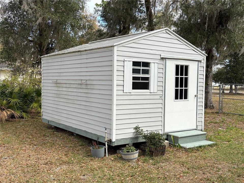 For Sale: $359,900 (3 beds, 2 baths, 1456 Square Feet)