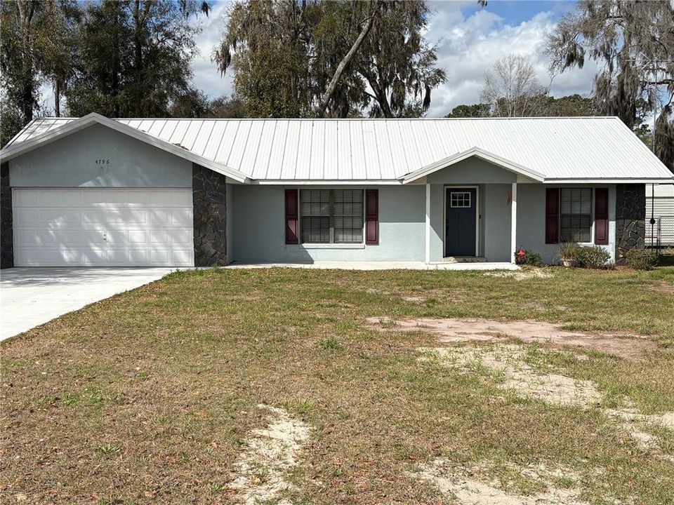 For Sale: $359,900 (3 beds, 2 baths, 1456 Square Feet)