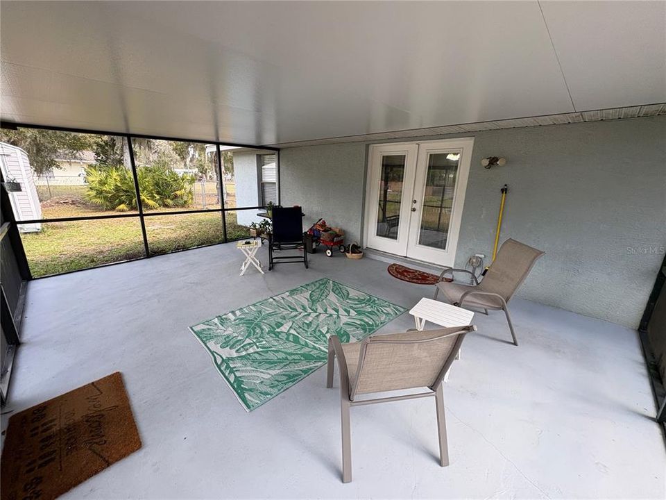 For Sale: $359,900 (3 beds, 2 baths, 1456 Square Feet)