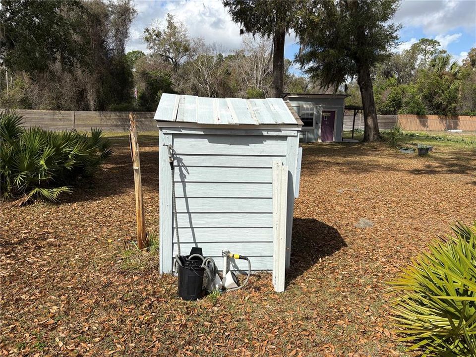 For Sale: $359,900 (3 beds, 2 baths, 1456 Square Feet)
