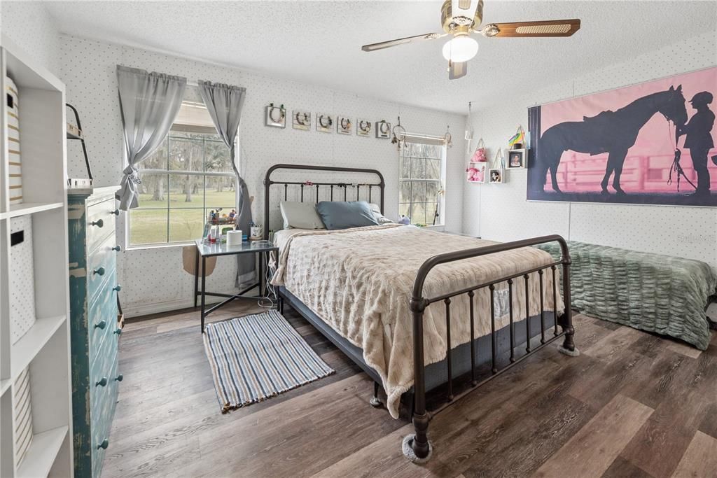 For Sale: $899,000 (3 beds, 2 baths, 1560 Square Feet)