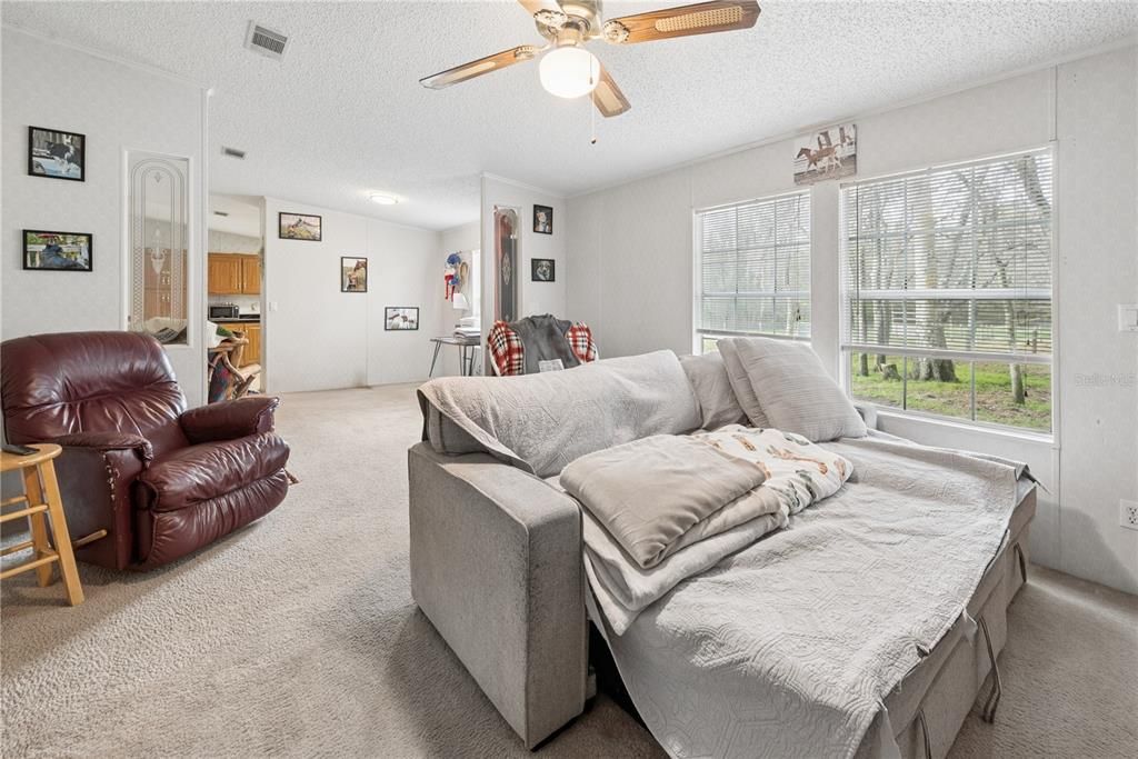 For Sale: $899,000 (3 beds, 2 baths, 1560 Square Feet)