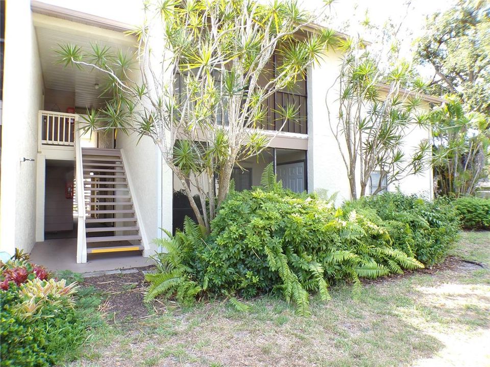 For Rent: $1,600 (2 beds, 2 baths, 1062 Square Feet)