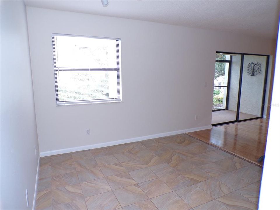 For Rent: $1,600 (2 beds, 2 baths, 1062 Square Feet)