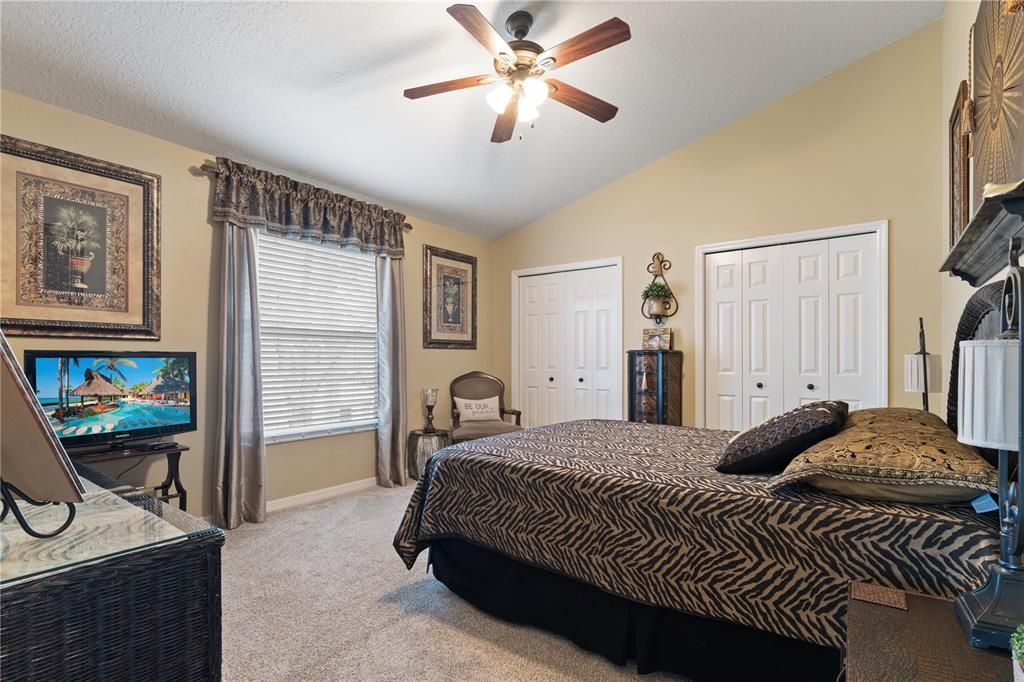 Active With Contract: $847,000 (5 beds, 2 baths, 3893 Square Feet)