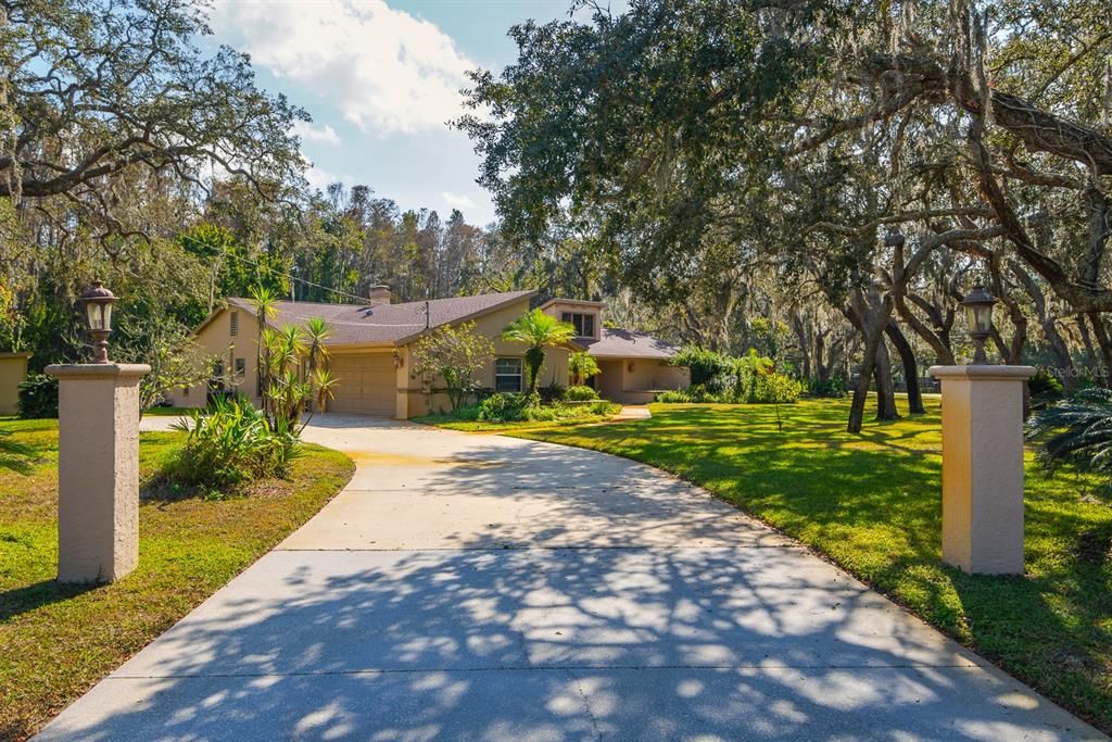 En Venta: $649,999 (4 camas, 3 baños, 3096 Pies cuadrados)