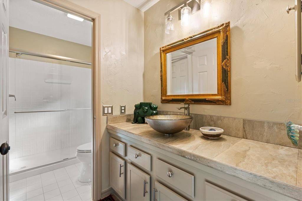 Activo con contrato: $874,500 (4 camas, 3 baños, 2792 Pies cuadrados)