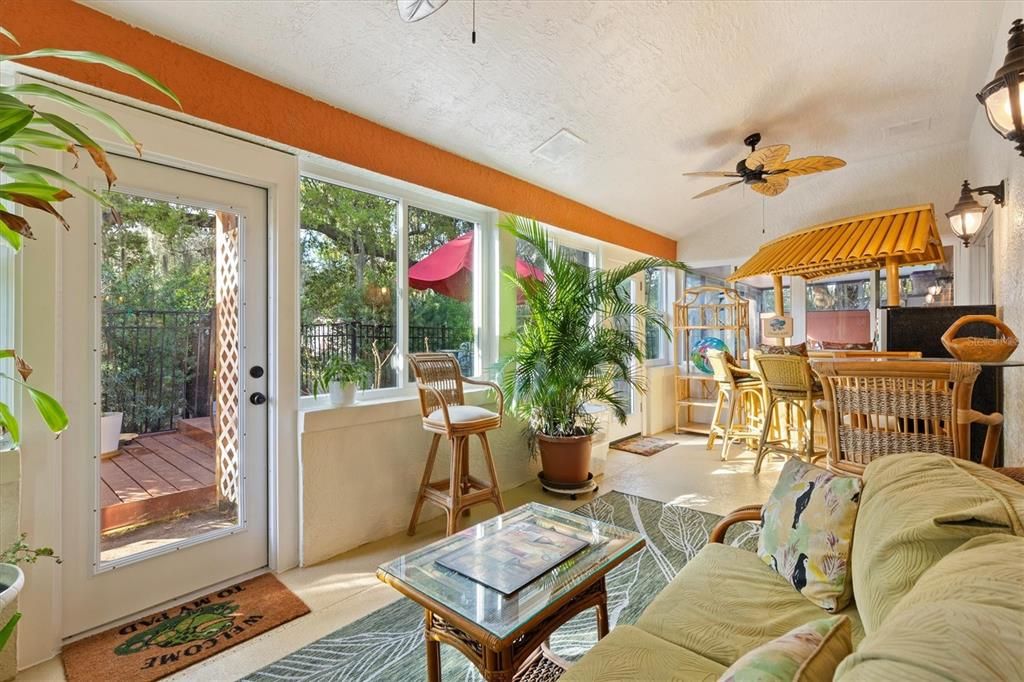 Activo con contrato: $874,500 (4 camas, 3 baños, 2792 Pies cuadrados)