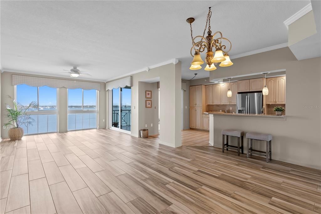 Active With Contract: $795,000 (2 beds, 2 baths, 1510 Square Feet)