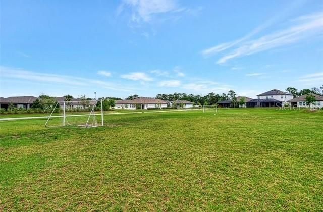 В аренду: $3,200 (3 спален, 2 ванн, 1767 Квадратных фут)