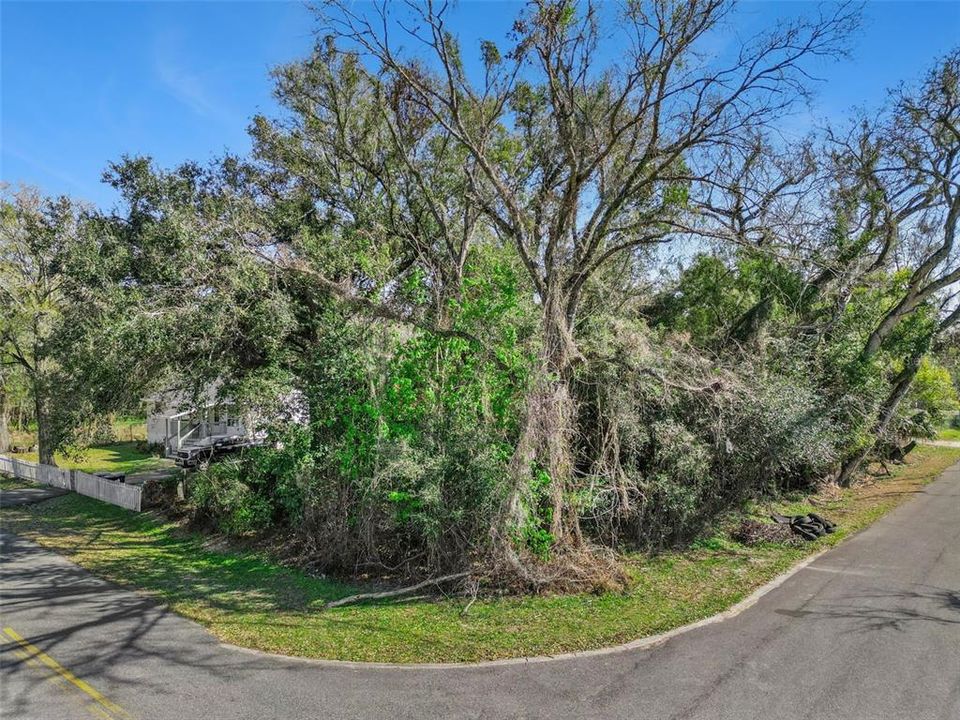 合同活跃: $78,950 (0.17 acres)