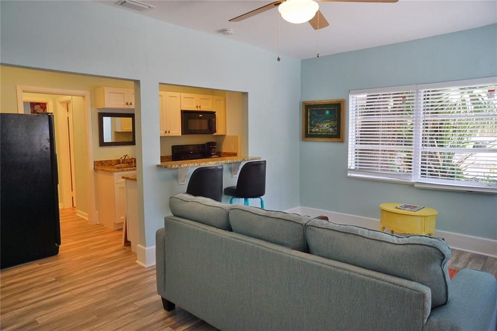 На продажу: $550,000 (3 спален, 0 ванн, 1847 Квадратных фут)