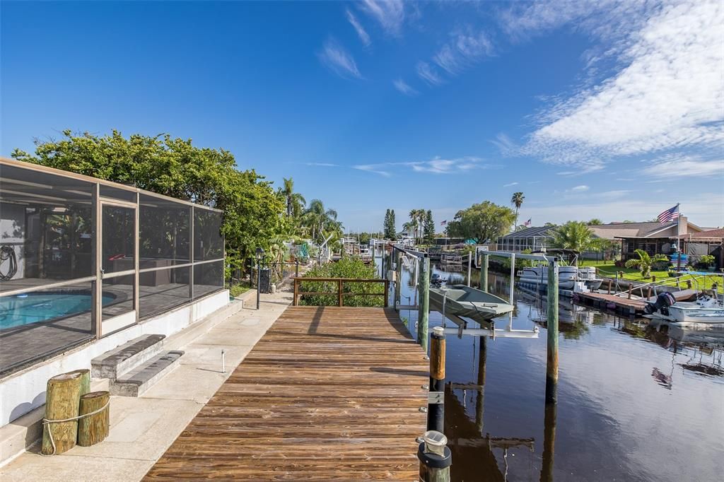 Active With Contract: $469,000 (3 beds, 2 baths, 2136 Square Feet)
