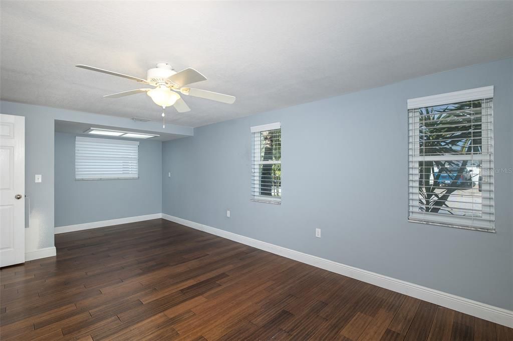 Active With Contract: $469,000 (3 beds, 2 baths, 2136 Square Feet)