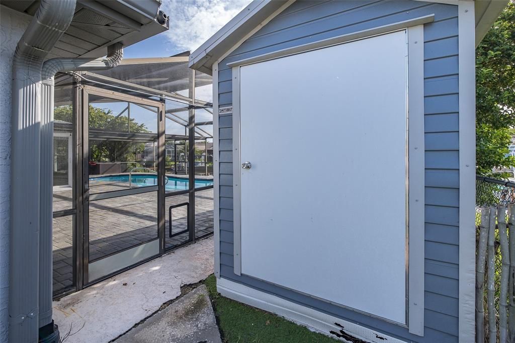 Active With Contract: $469,000 (3 beds, 2 baths, 2136 Square Feet)